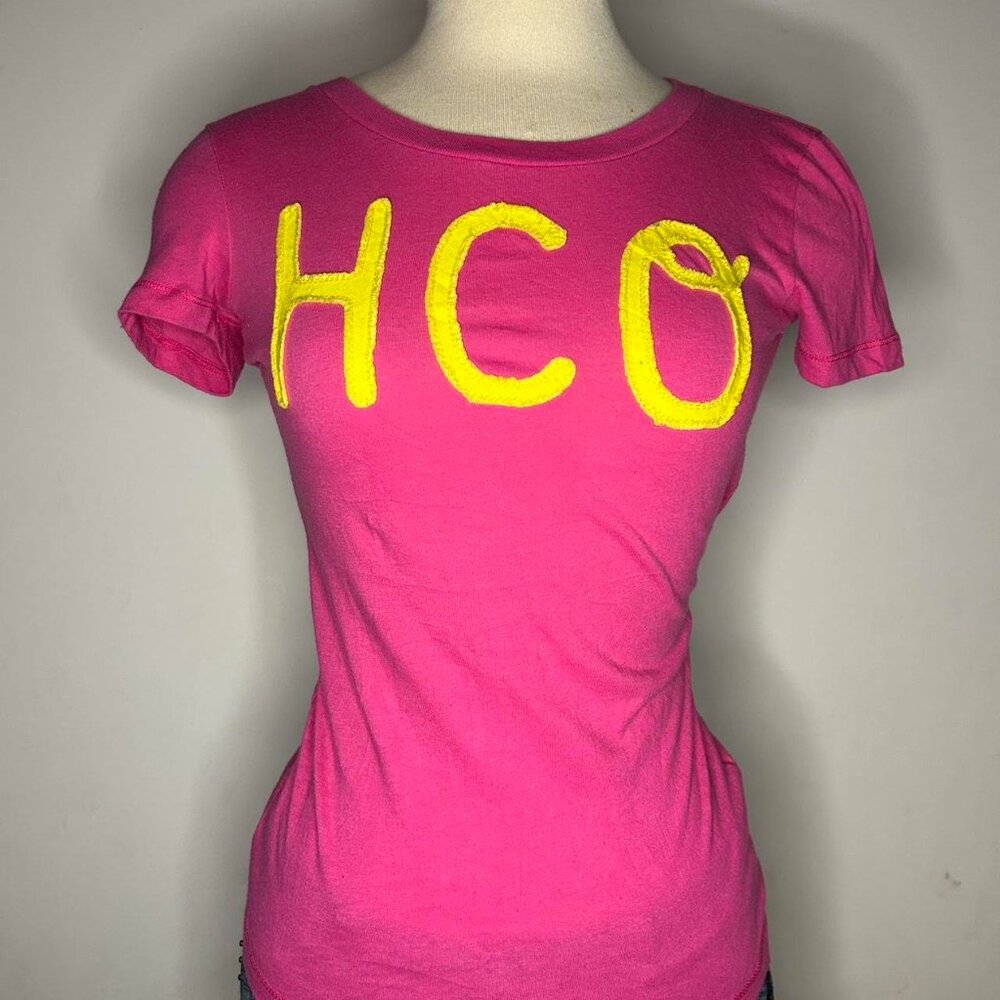 Vintage Hollister Fitted T Shirt Baby Tee with distressed letter